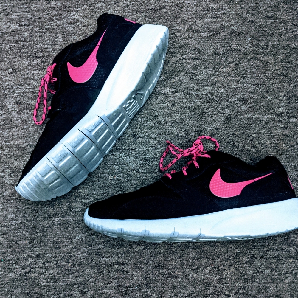 Nike Girls Kaishi Sneakers EUC